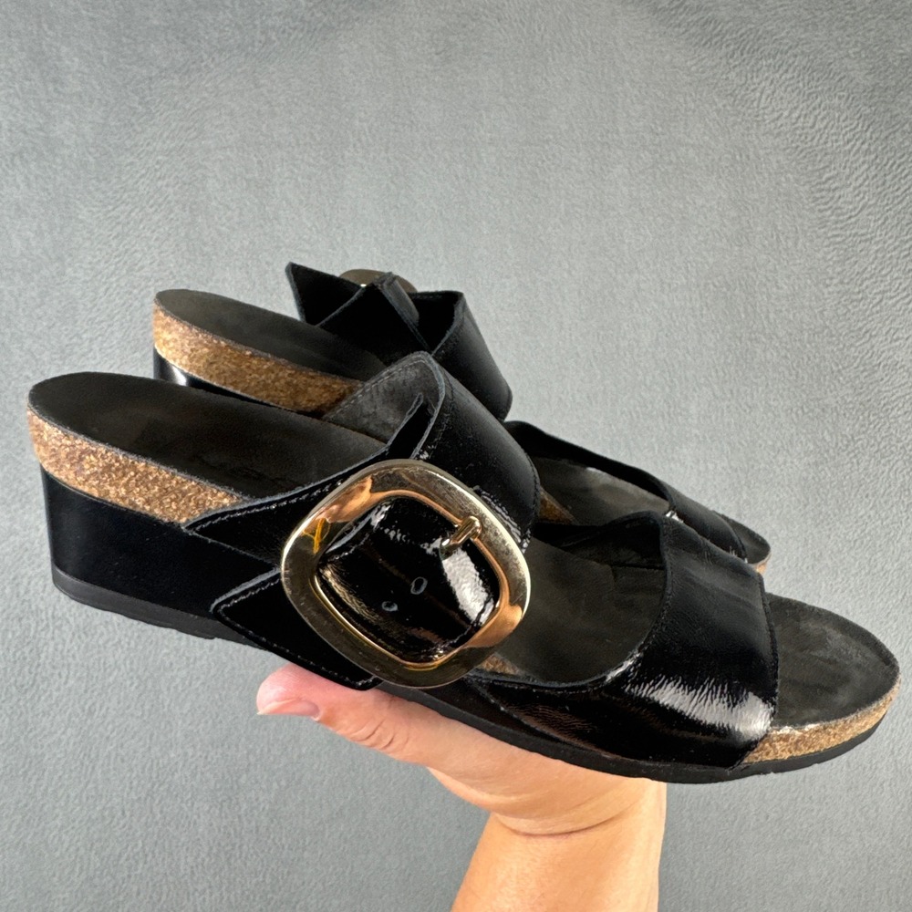 Naot Innovate Black Patent Leather Wedge Slide Sandals Large Buckle Size 38 7